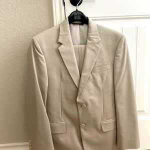 Men’s suit